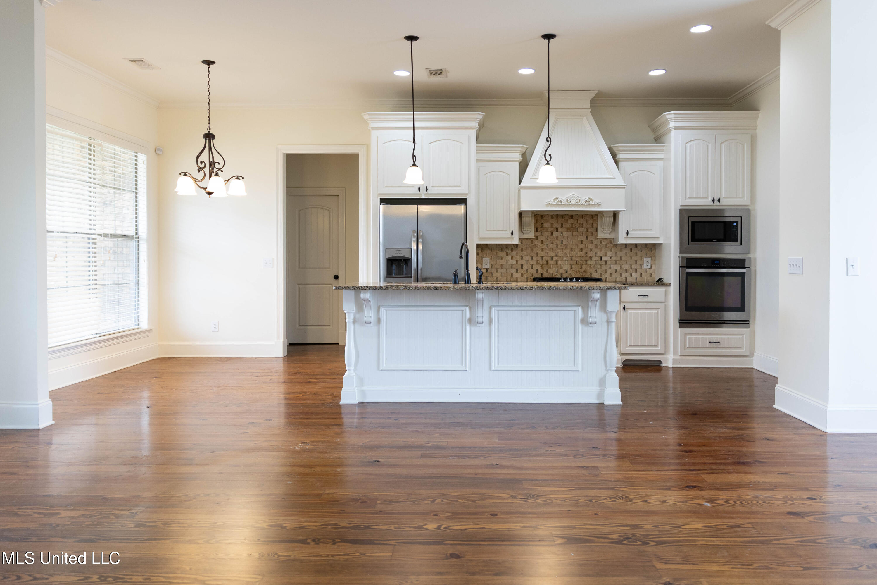 116 Essen Lane Madison, MS 39110 - Photo 9 of 46 116EssenLane_Madison_March2025-9