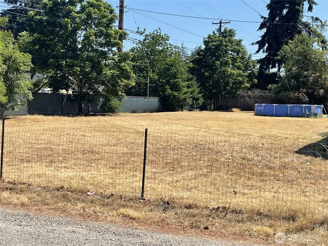 a view of a house with snow yard