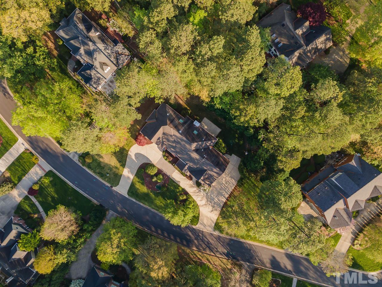 402 Bathgate Lane Cary, NC 27513 - Photo 6 of 56