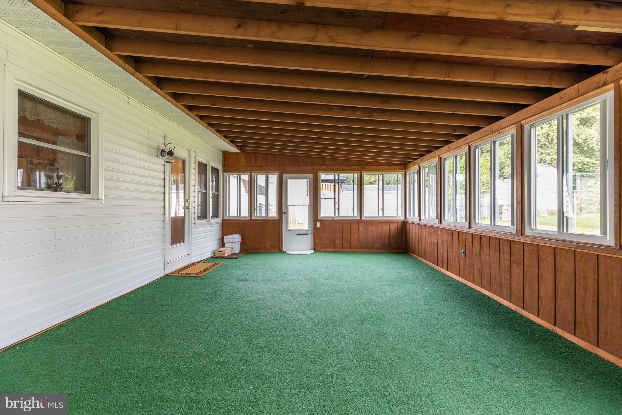 29 Northfield Road Newark, DE 19713 - Photo 14 of 16 Enclosed Porch