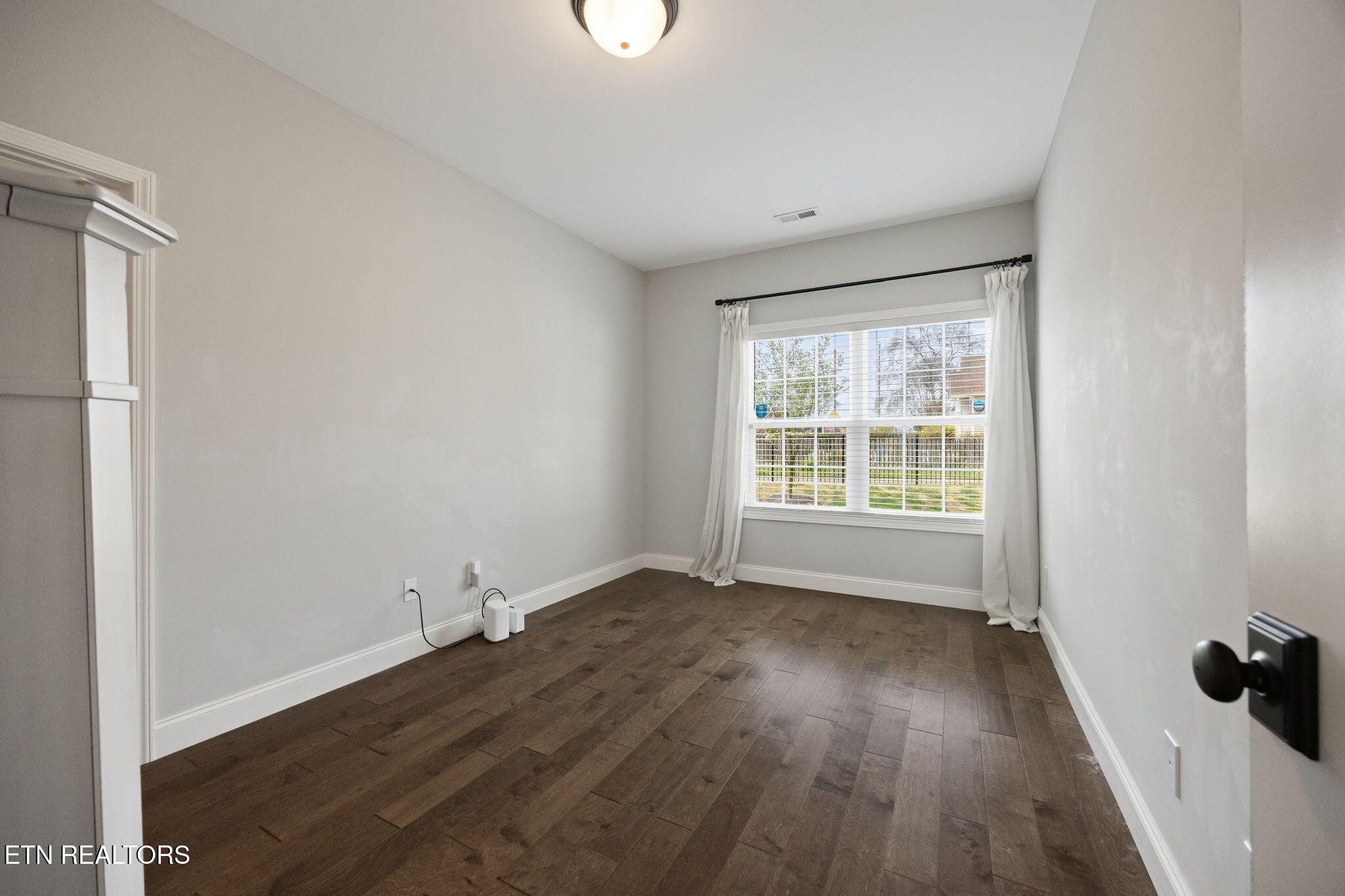 606 Eagle Bend Road Clinton, TN 37716 - Photo 19 of 42