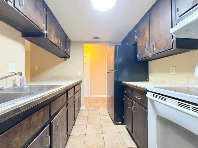 $1,225 | 1936 Portland Avenue, Tallahassee, FL 32303