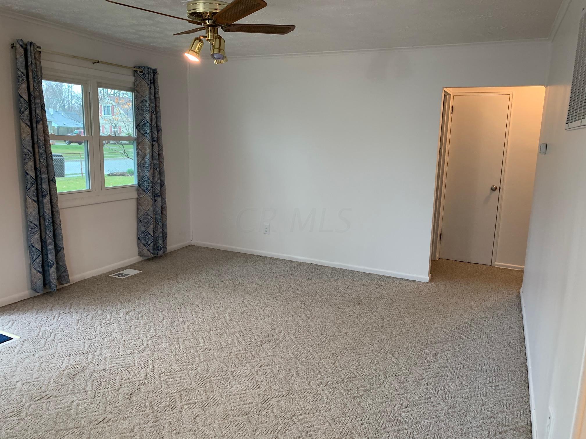 946 Bucknell Road Columbus, OH 43213 - Photo 4 of 22
