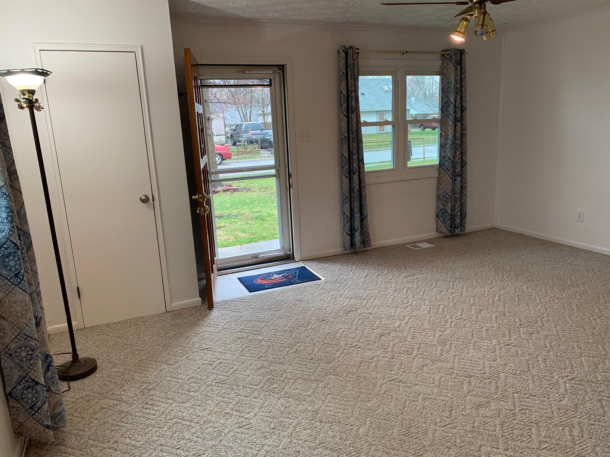 946 Bucknell Road Columbus, OH 43213 - Photo 5 of 22