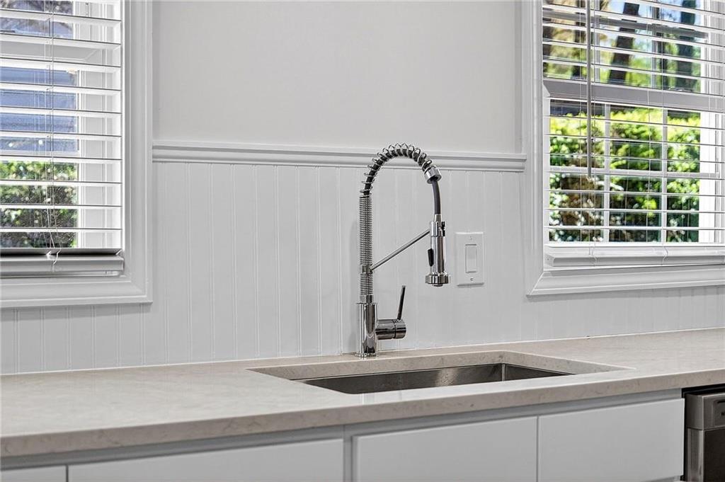 955 South Columbia Drive Decatur, GA 30030 - Photo 12 of 31