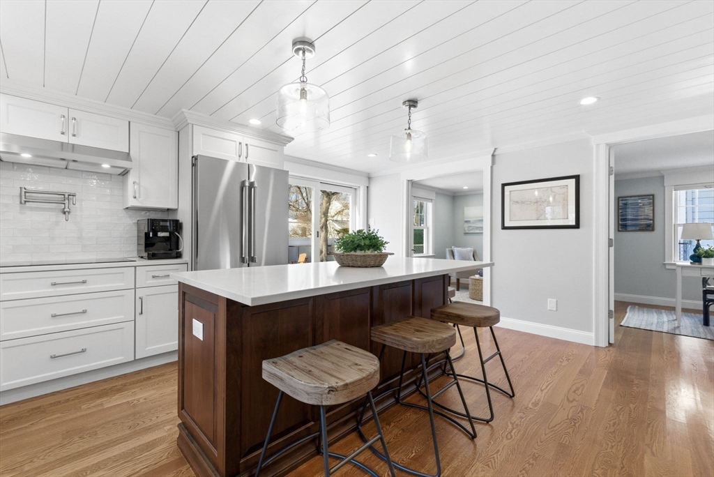 30 Elmhurst Road Arlington, MA 02474 - Photo 7 of 32