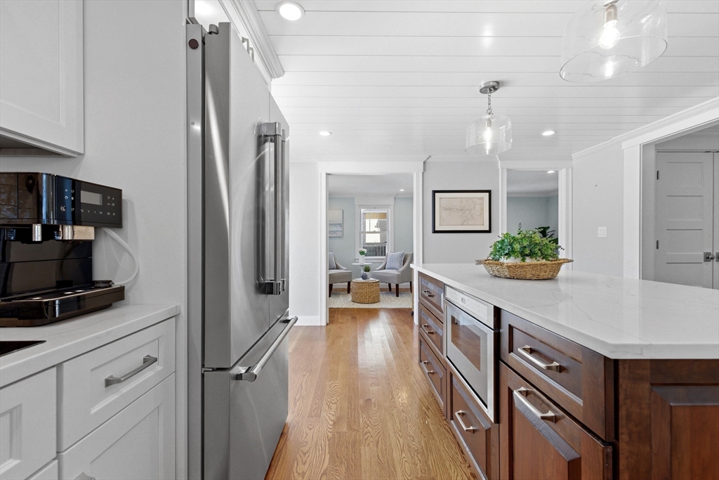 30 Elmhurst Road Arlington, MA 02474 - Photo 9 of 32