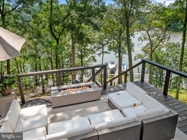 $2,800,000 | 778 Bon Haven Drive, Annapolis, MD 21401