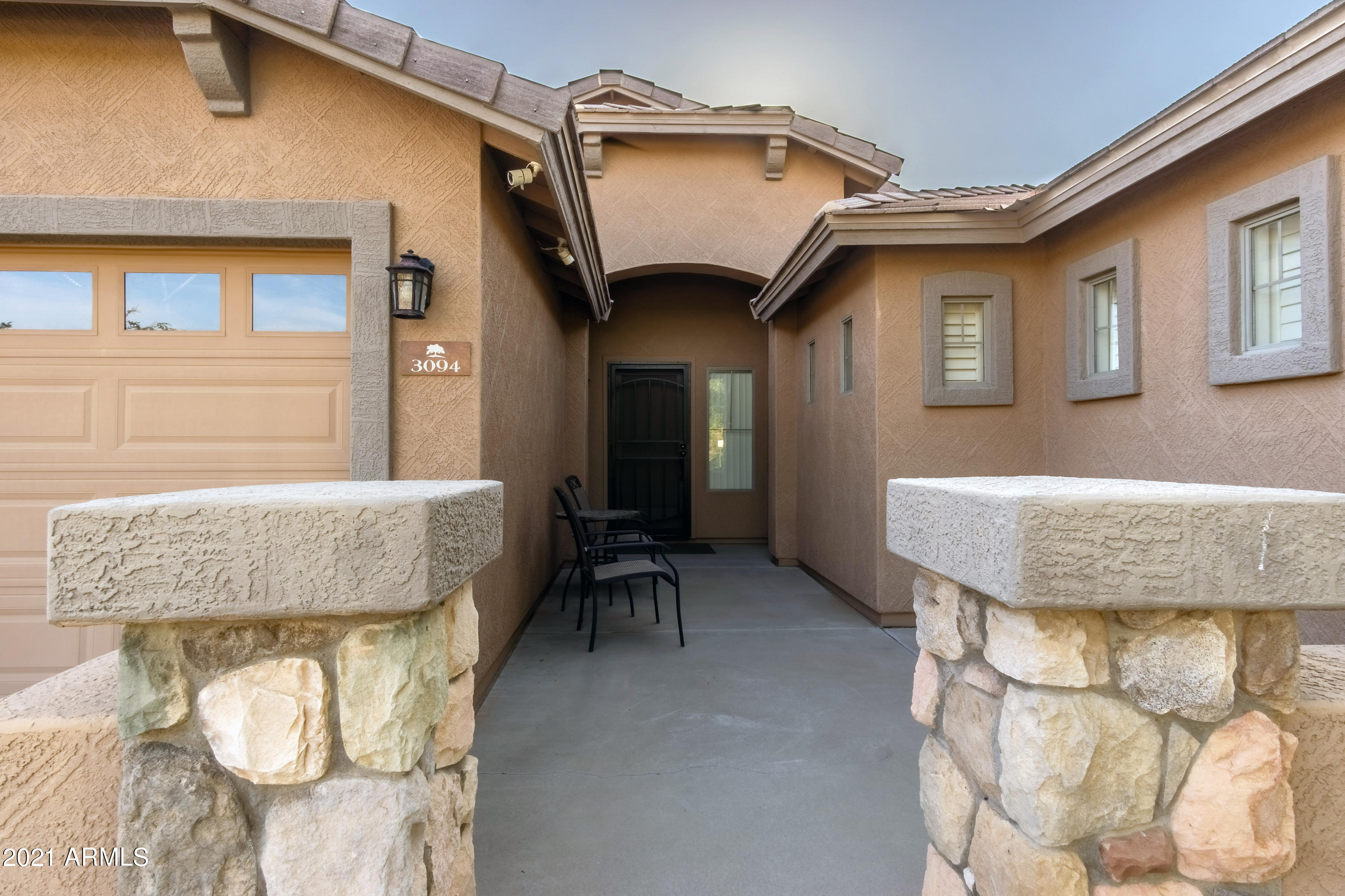 3094 South Martingale Road Gilbert, AZ 85295 - Photo 4 of 26 Martingale Photos-4