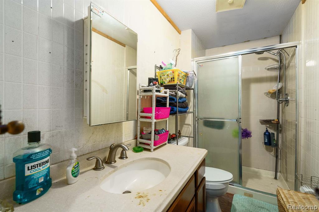 736 Academy Road Holly, MI 48442 - Photo 17 of 22 Gallery Image 17