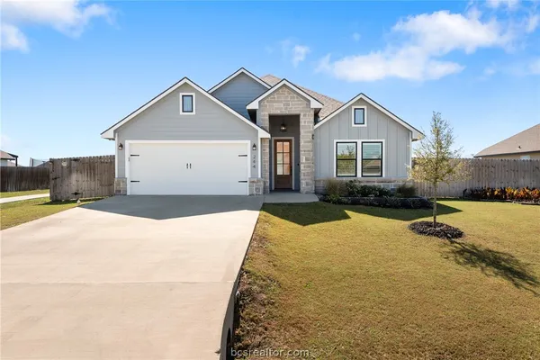 $284,900 | 244 Brazos Bend, Snook, TX 77879