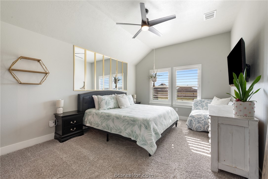 244 Brazos Bend Snook, TX 77879 - Photo 14 of 33