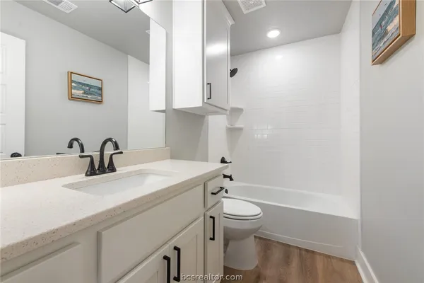 $284,900 | 244 Brazos Bend, Snook, TX 77879