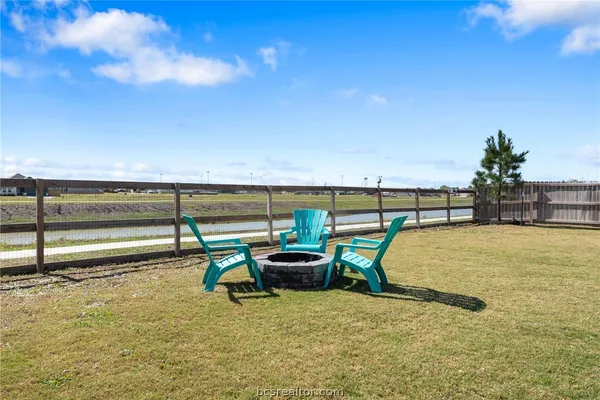 $284,900 | 244 Brazos Bend, Snook, TX 77879