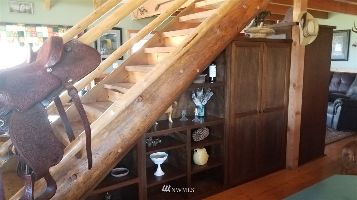 123 Fritz Road Riverside, WA 98849 - Photo 8 of 25 Gallery Image 8
