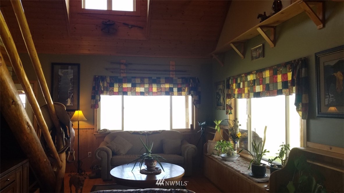 123 Fritz Road Riverside, WA 98849 - Photo 10 of 25 Gallery Image 10