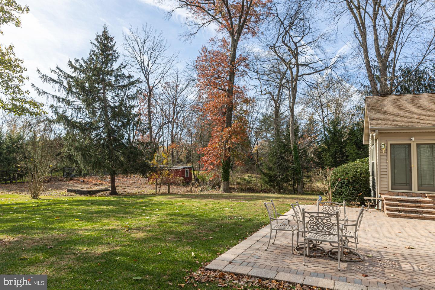 612 Double Woods Road Langhorne, PA 19047 - Photo 41 of 44 a garden view with a seating space