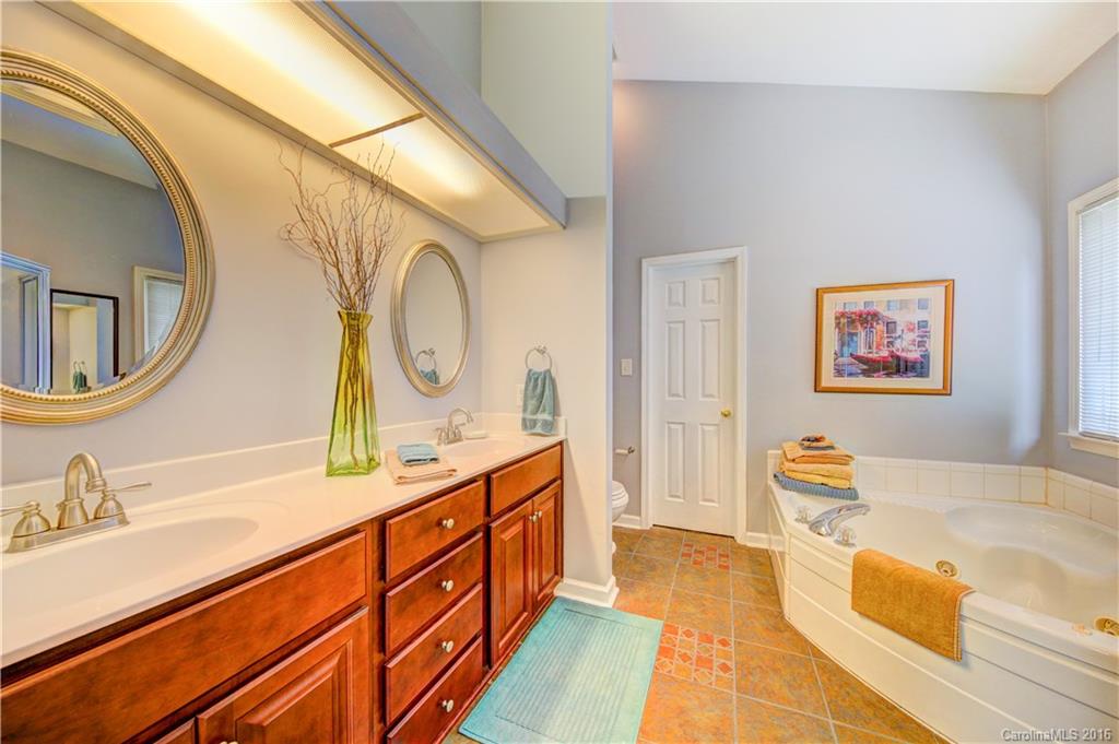 2058 Hightower Road Rock Hill, SC 29732 - Photo 10 of 23 Gallery Image 10