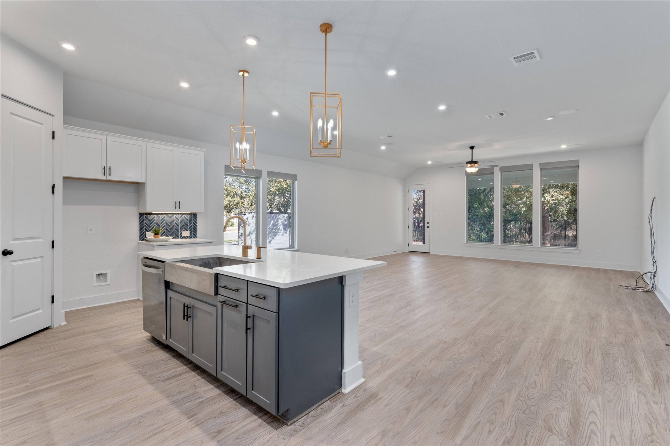 1001 Wolf Hollow Drive Georgetown, TX 78628 - Photo 6 of 35 Speakers remain all in ceiling