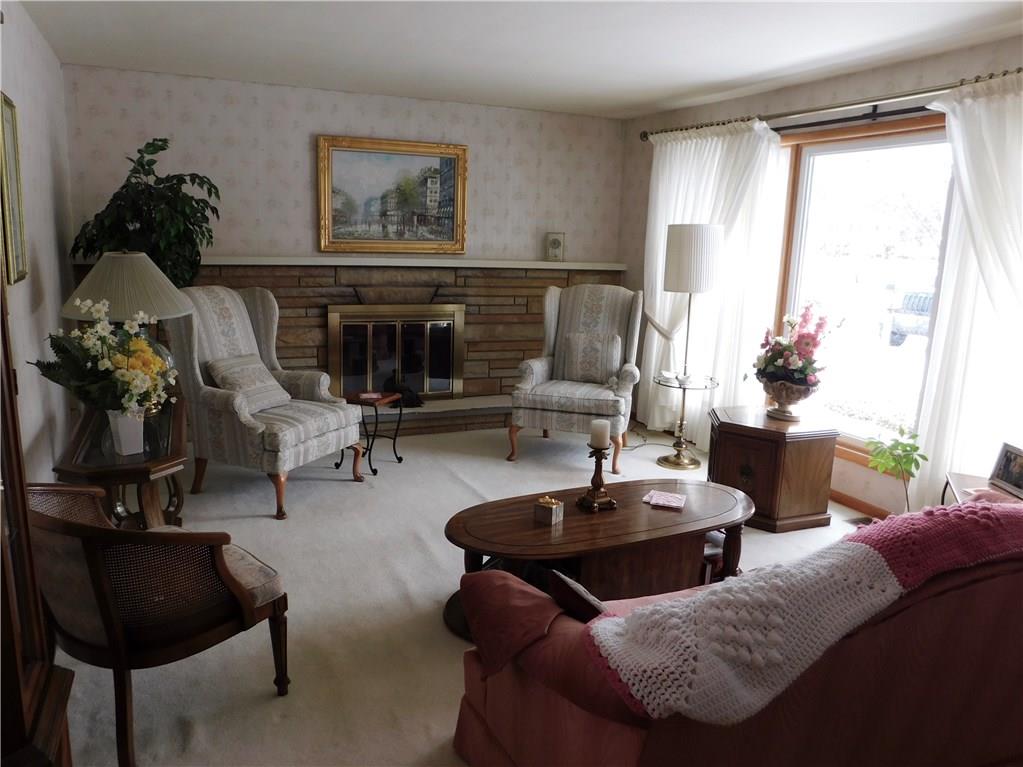 685 Wilhelm Road Hermitage, PA 16148 - Photo 2 of 16 Gallery Image 2