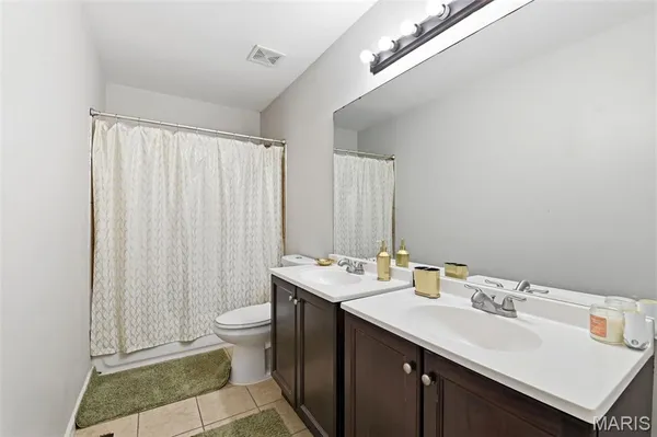 $450,000 | 15552 Debridge Way, Florissant, MO 63034