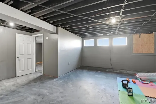 $450,000 | 15552 Debridge Way, Florissant, MO 63034