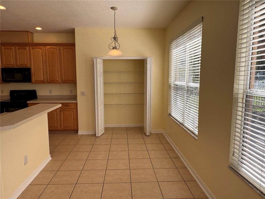 1424 Spring Fest Lane Orlando, FL 32828 - Photo 8 of 46