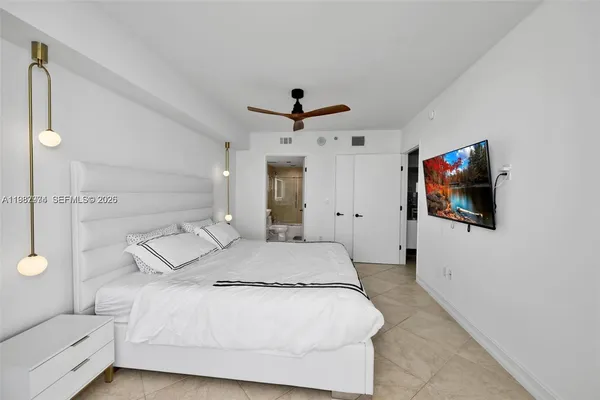$10,000 | 1830 South Ocean Drive, Unit 4704, Hallandale Beach, FL 33009