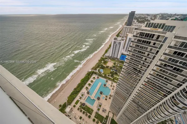 $10,000 | 1830 South Ocean Drive, Unit 4704, Hallandale Beach, FL 33009