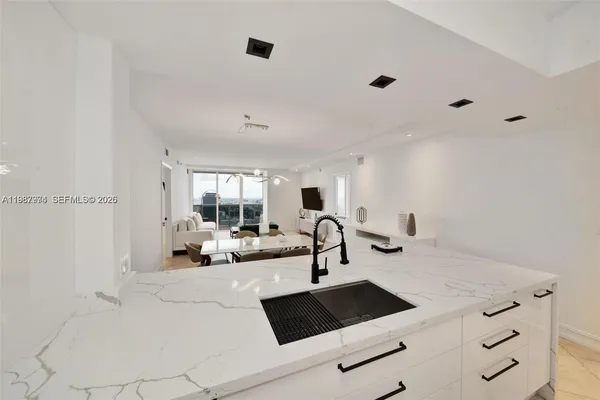 $10,000 | 1830 South Ocean Drive, Unit 4704, Hallandale Beach, FL 33009