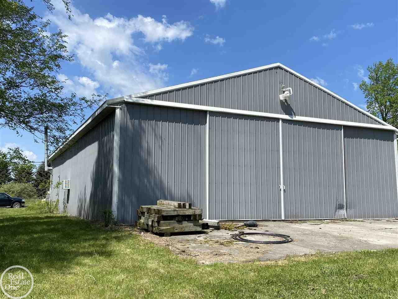 1300 Yule Road Leonard, MI 48367 - Photo 37 of 53 40' x 20' cement approach