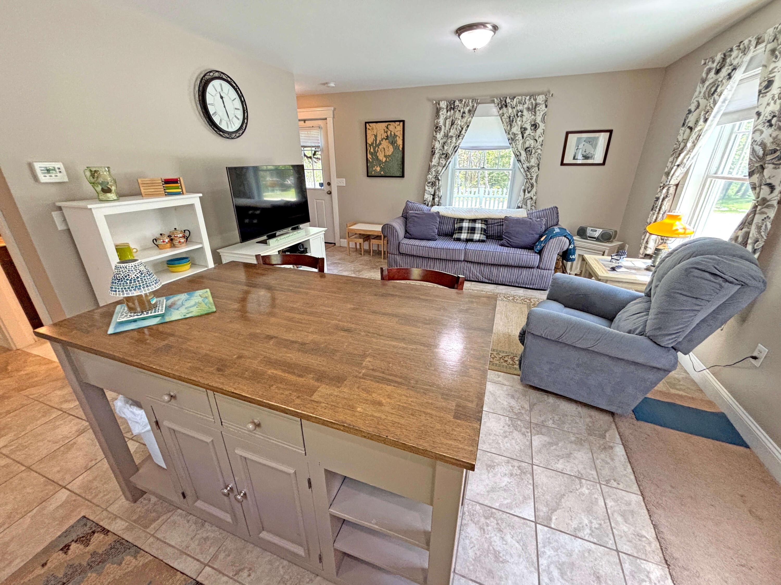 411 Oak Point Road Trenton, ME 04605 - Photo 28 of 42 living room (1)