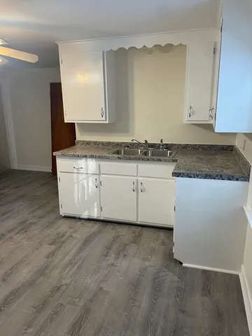 $1,800 | 31 Randall Street, Unit 1, Palmer, MA 01069