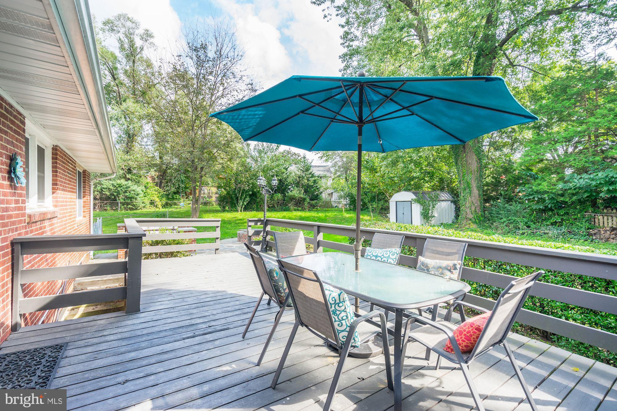 7511 Ferber Place Springfield, VA 22151 - Photo 22 of 28 Deck