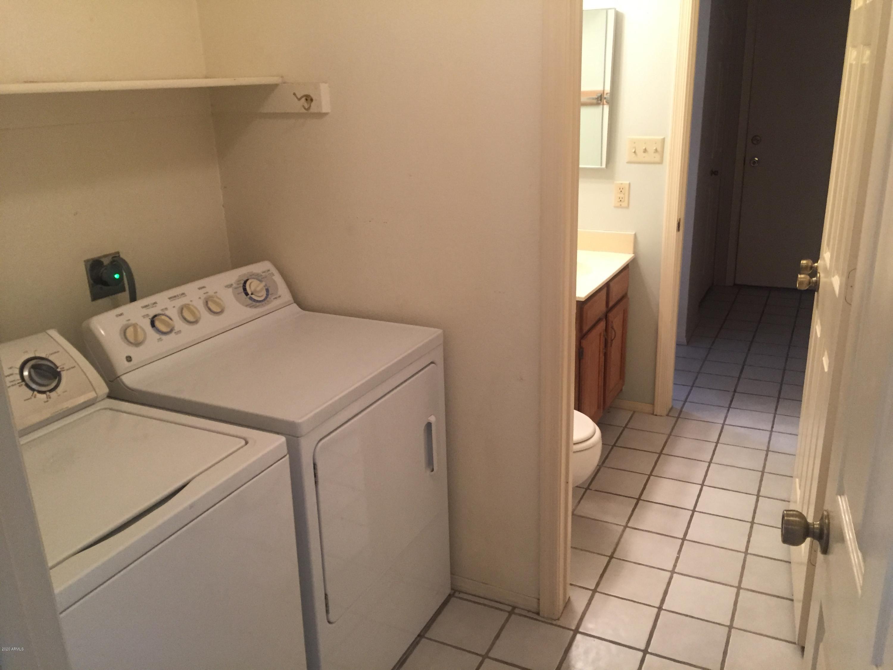 14610 North 40th Place Phoenix, AZ 85032 - Photo 6 of 8 laundry