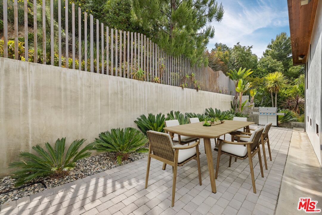 2437 Apollo Drive Los Angeles, CA 90046 - Photo 20 of 27 an outdoor view with patio