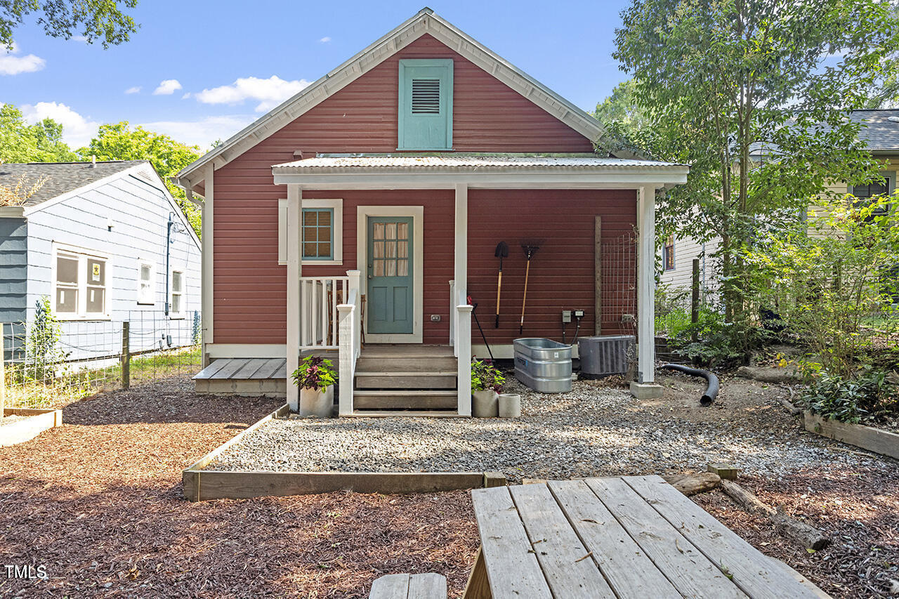 1916 Hart Street Durham, NC 27703 - Photo 24 of 29 h23