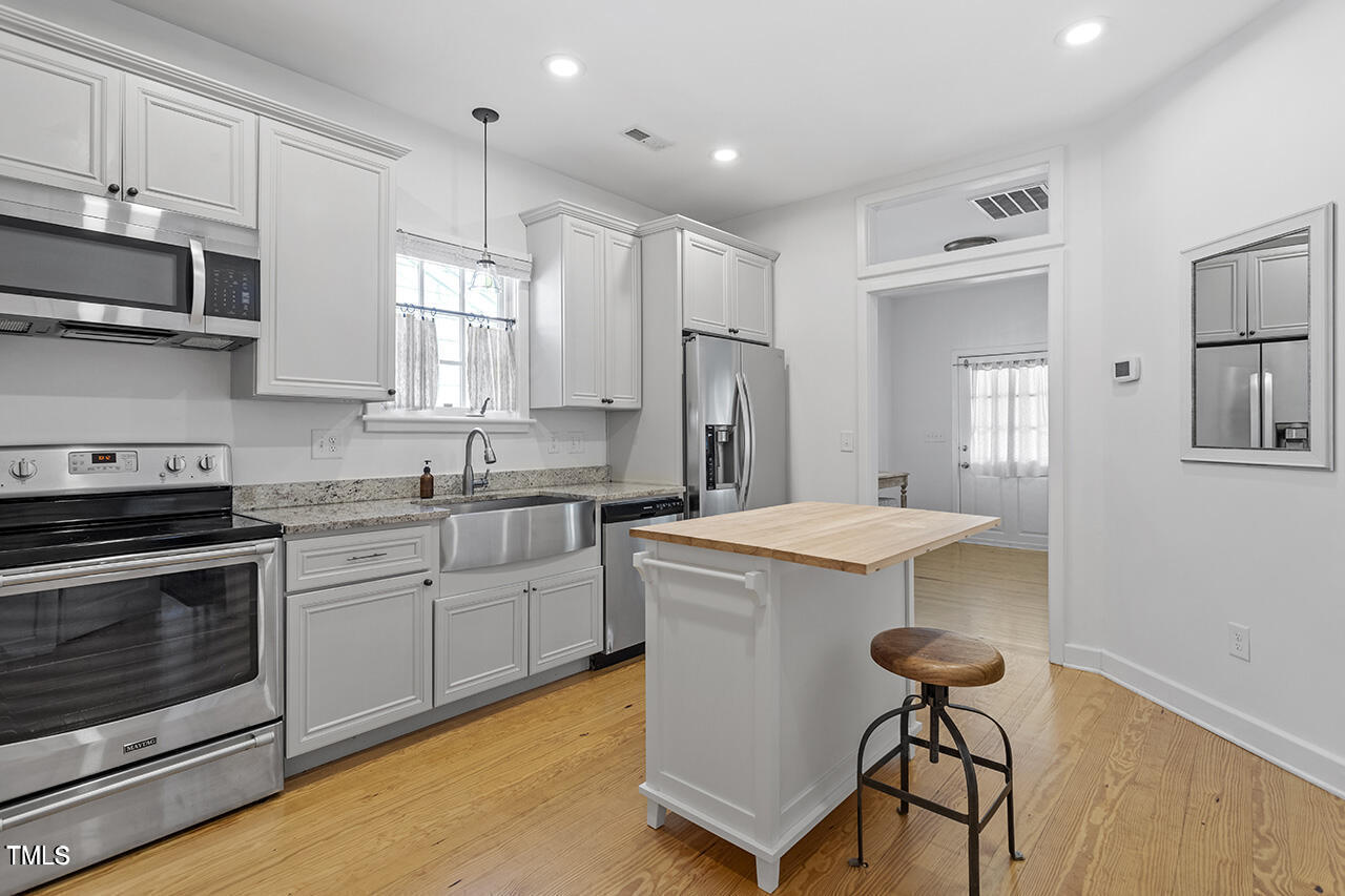 1916 Hart Street Durham, NC 27703 - Photo 6 of 29 h7
