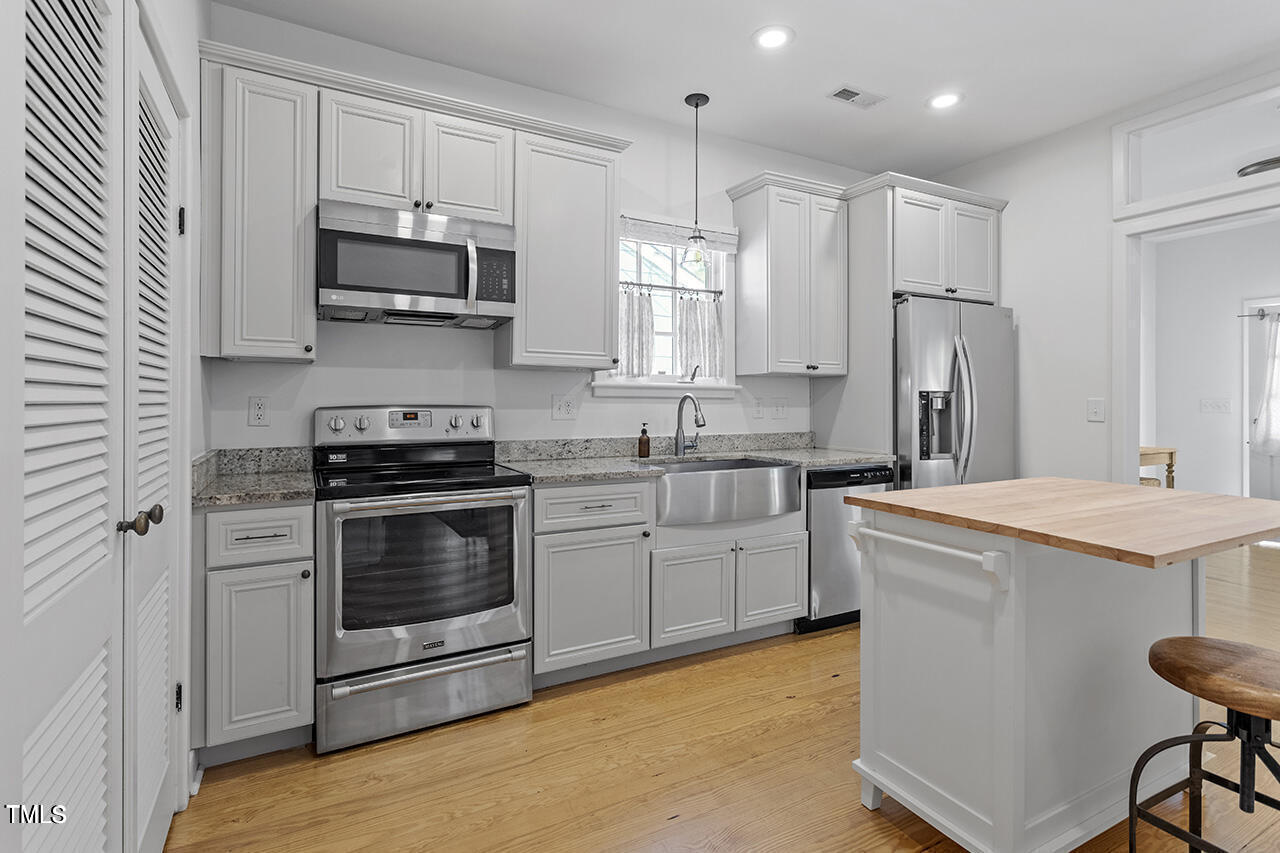 1916 Hart Street Durham, NC 27703 - Photo 7 of 29 h4