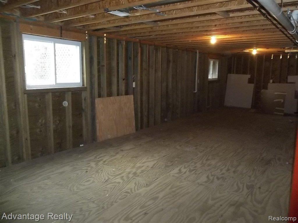 1025 Kronner Road Columbus, MI 48063 - Photo 24 of 25 100_2161.JPG