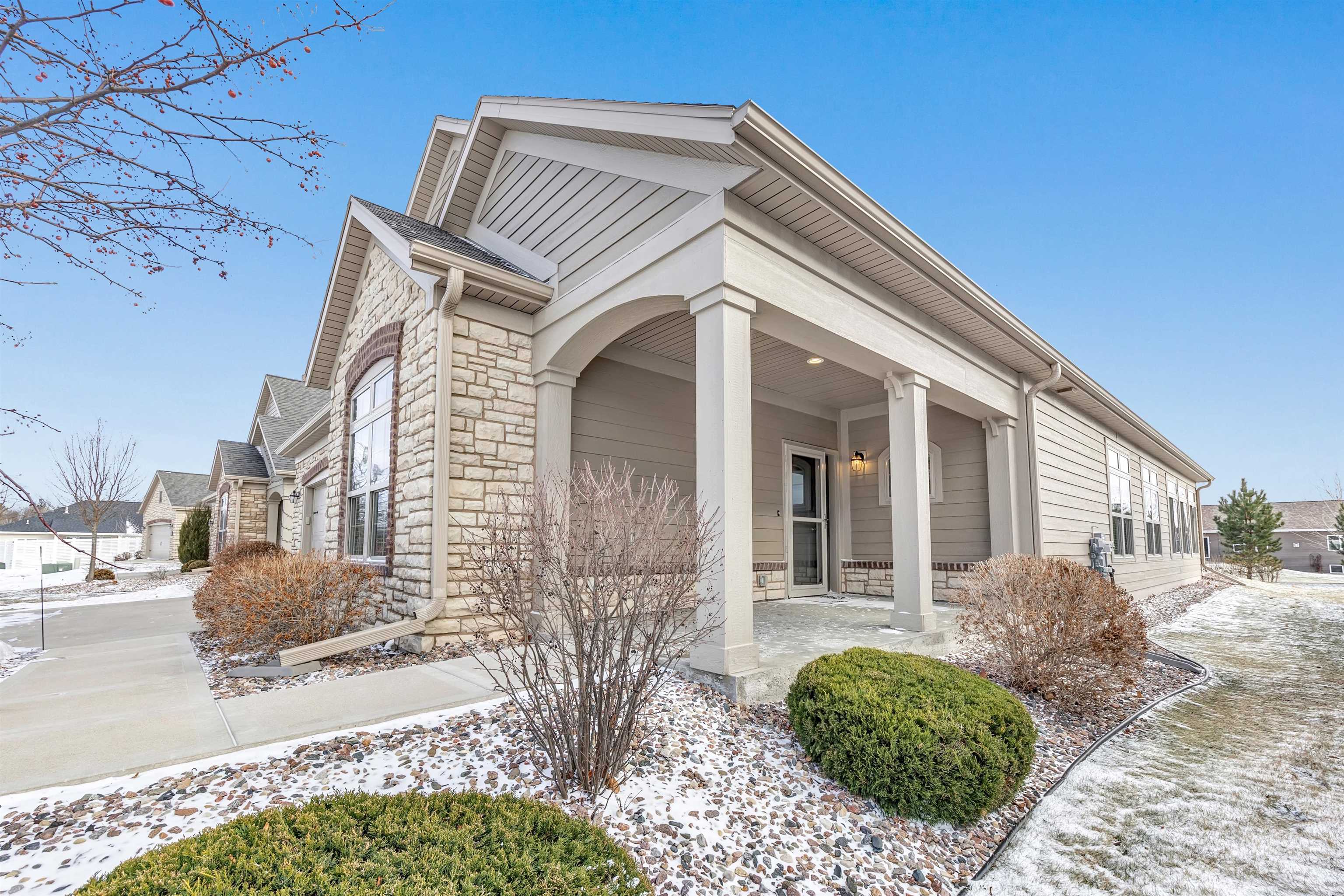 210 Bedford Road Green Bay, WI 54311 - Photo 35 of 37