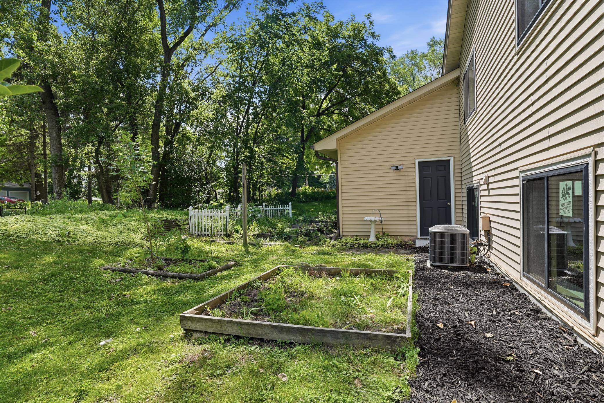 1521 Archwood Road Hopkins, MN 55305 - Photo 33 of 38