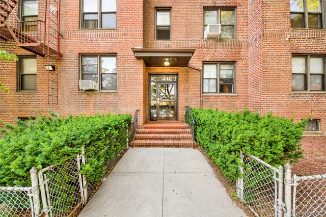 $99,999 | 740 East 232nd Street, Unit 6G | Wakefield