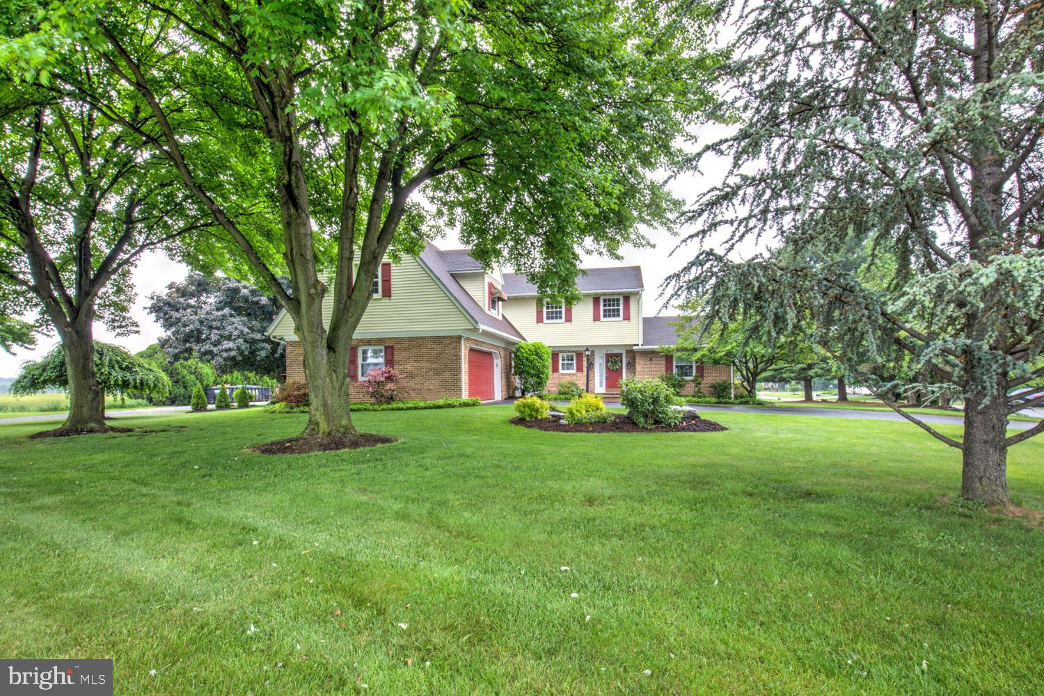 771 East Oregon Road Lititz, PA 17543 - Photo 4 of 63