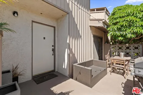 $1,275,000 | 12531 Culver Boulevard, Los Angeles, CA 90066