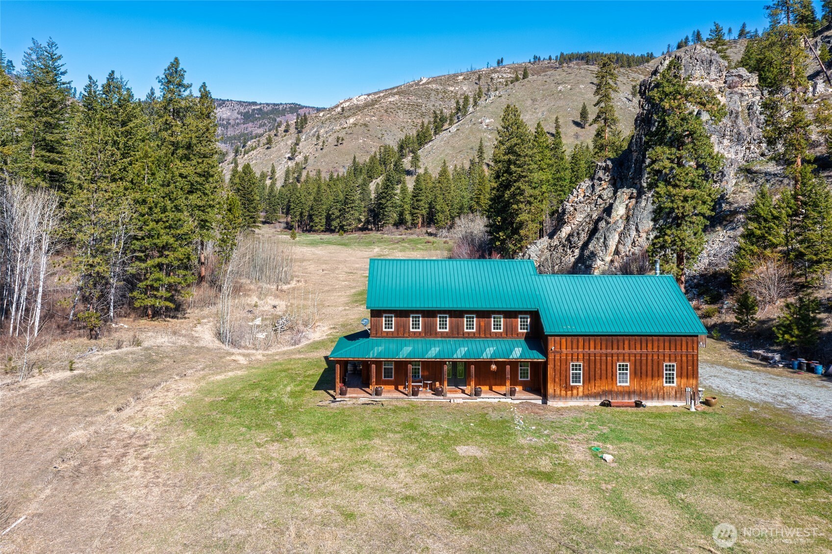 710 Antoine Creek Road Chelan, WA 98816 - Photo 7 of 39