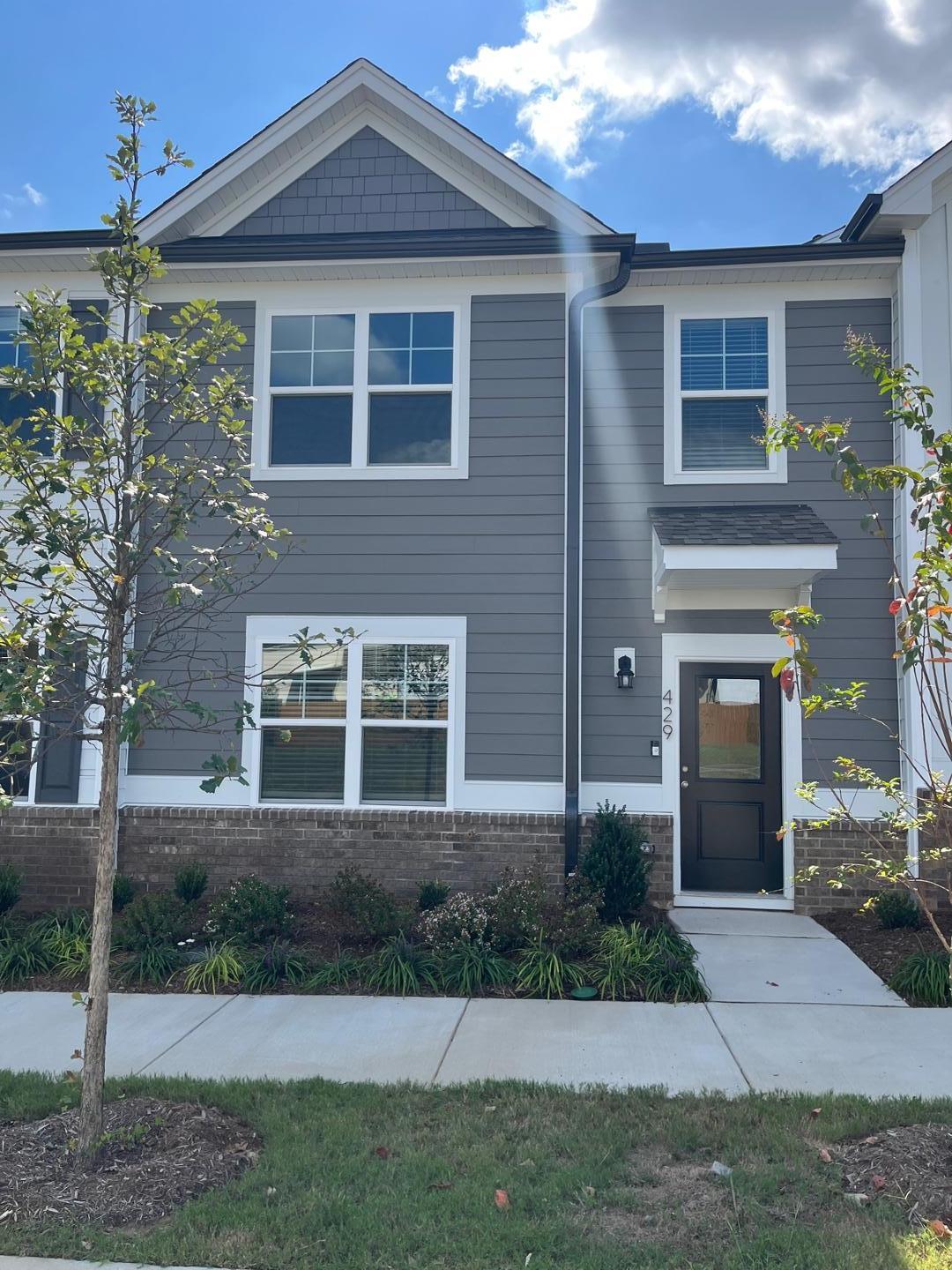 429 Parker Sta Avenue, FuquayVarina, NC 27526 Compass