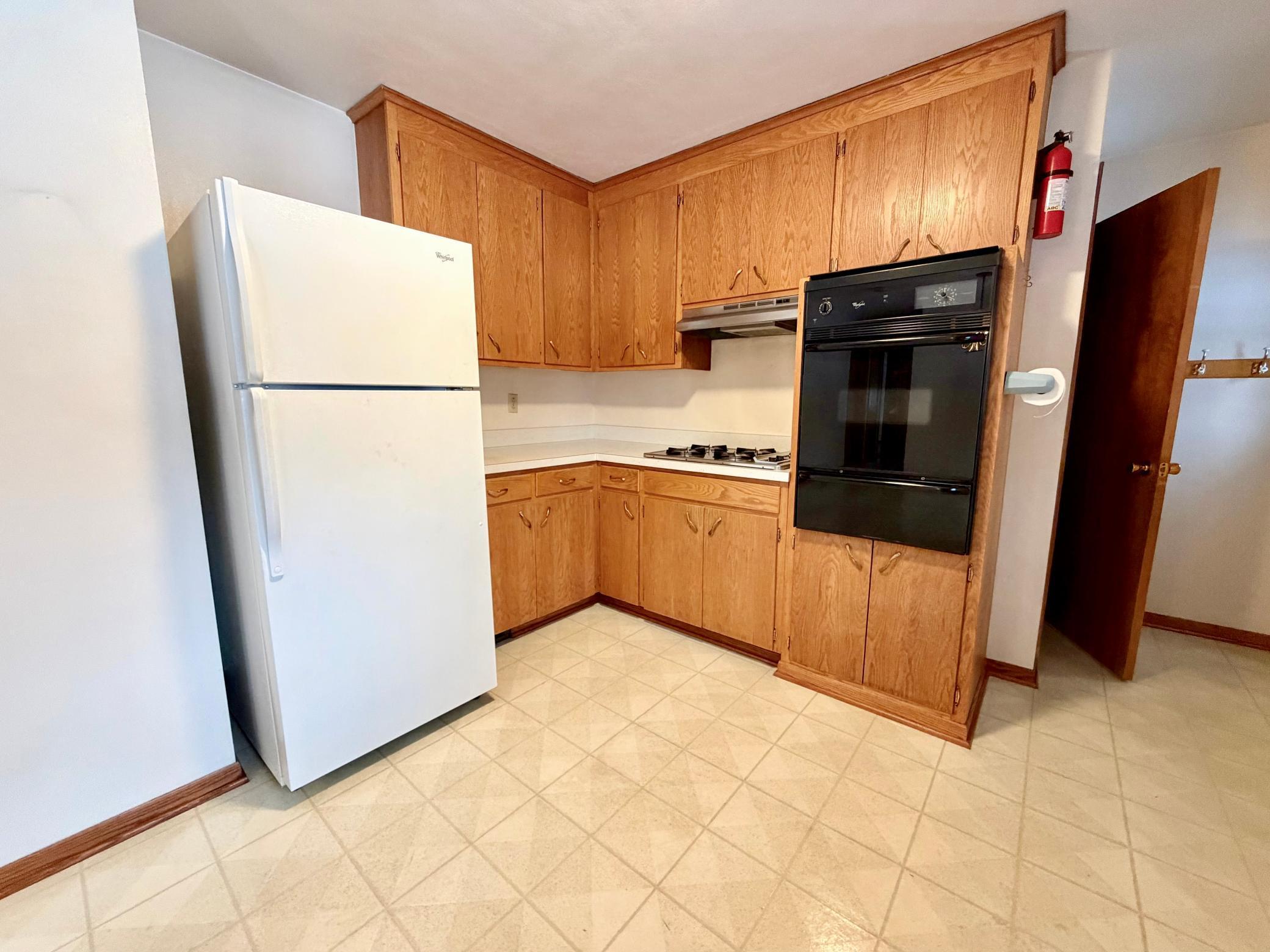 2859 Parker Road St. Cloud, MN 56301 - Photo 7 of 20