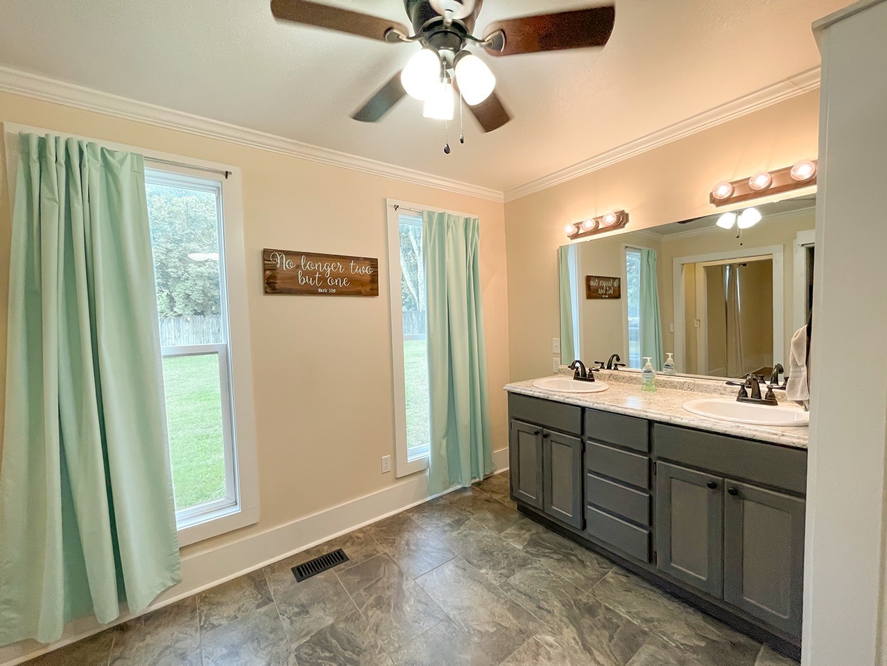 233 4th Avenue Dayton, TN 37321 - Photo 10 of 46