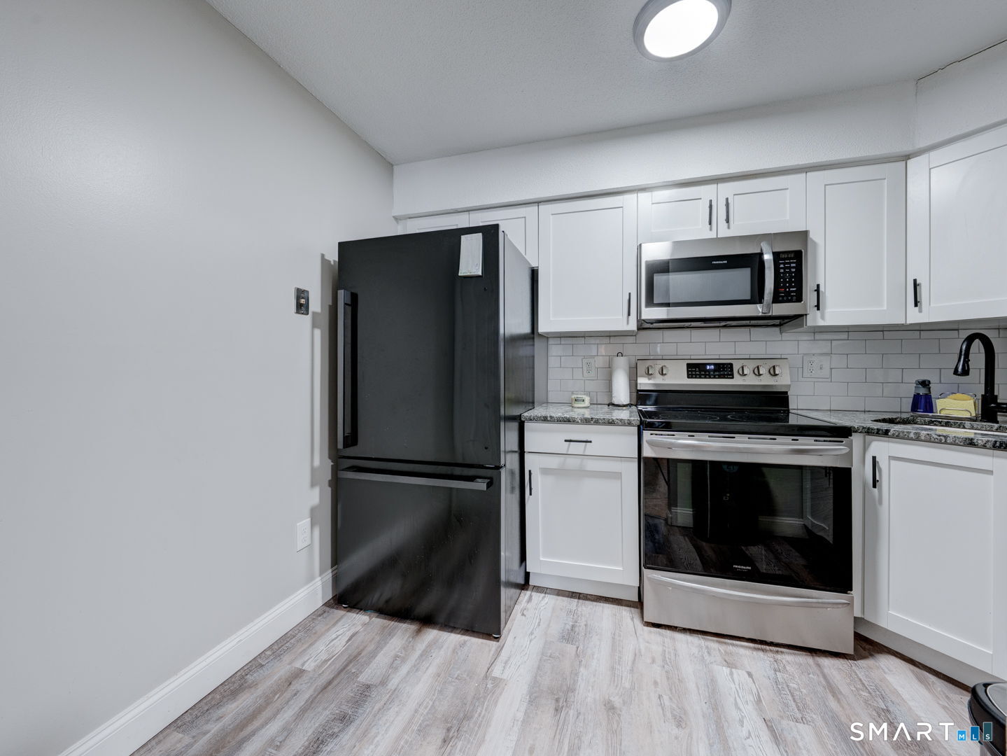 11 Concorde Way, Unit B2 Windsor Locks, CT 06096 - Photo 8 of 27